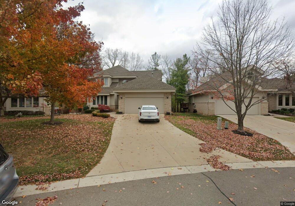 6524 Pleasant Lake Ct unit CRT, West Bloomfield, MI 48322 - photo 1