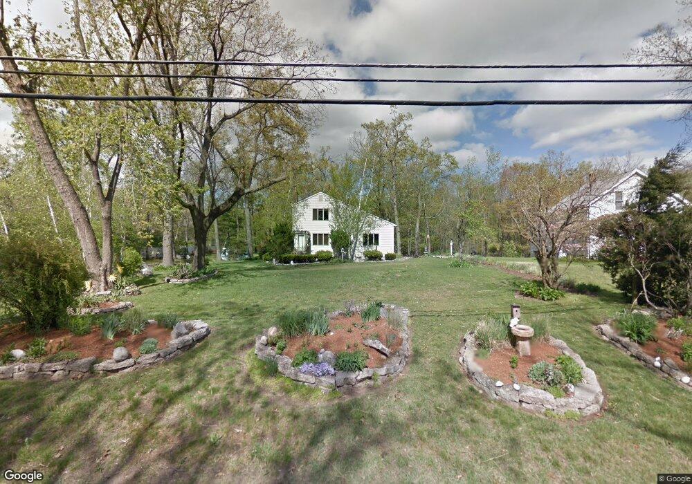 318 N Maple St, Enfield, CT 06082 - photo 1