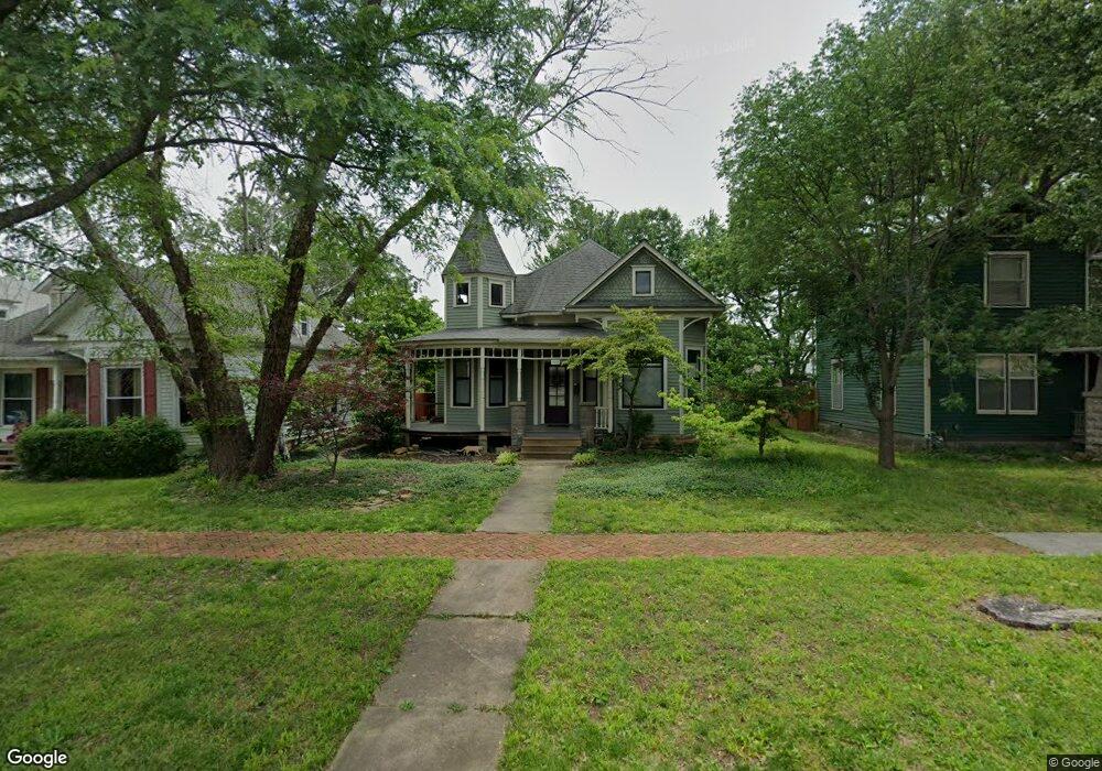 1610 Dirr Ave, Parsons, KS 67357 - photo 1