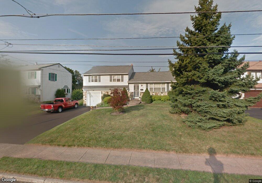 511 Penrose Ln, Warminster, PA 18974 - photo 1