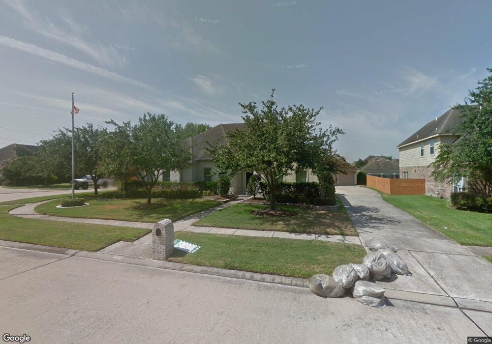 2876 Love Ln, Friendswood, TX 77546 - photo 1