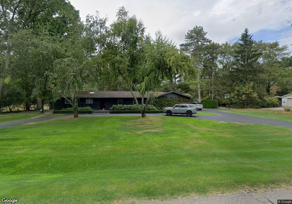7222 Fairhill Rd, Bloomfield Hills, MI 48301 - photo 1