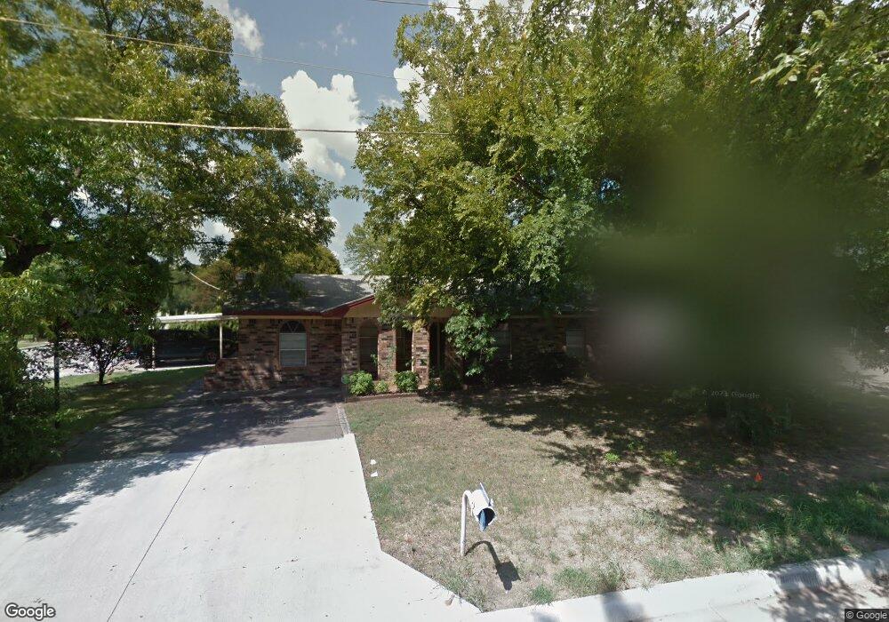 1749 4th Ave NW, Ardmore, OK 73401 - photo 1