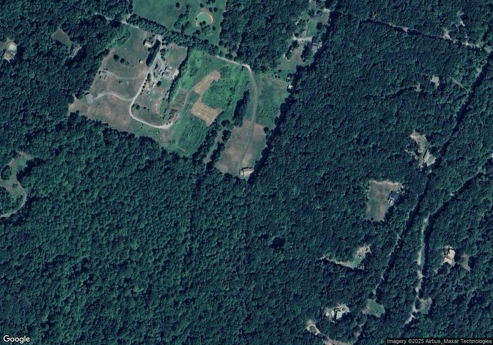 9385 Foxhunt Ln, Marshall, VA 20115 - photo 1