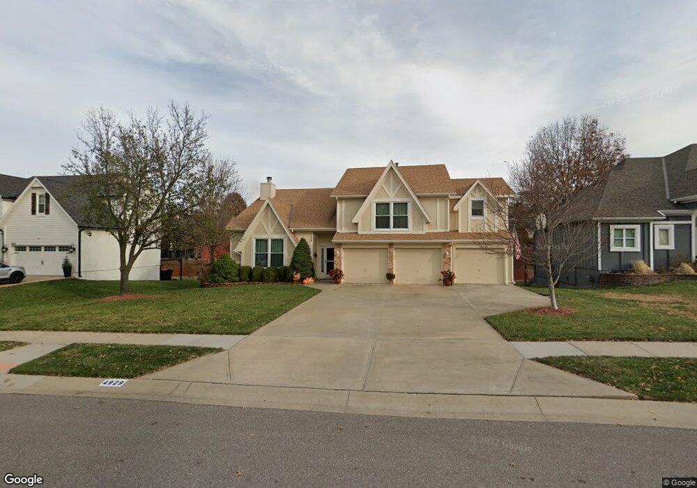 4929 Anderson St, Shawnee, KS 66226 - photo 1