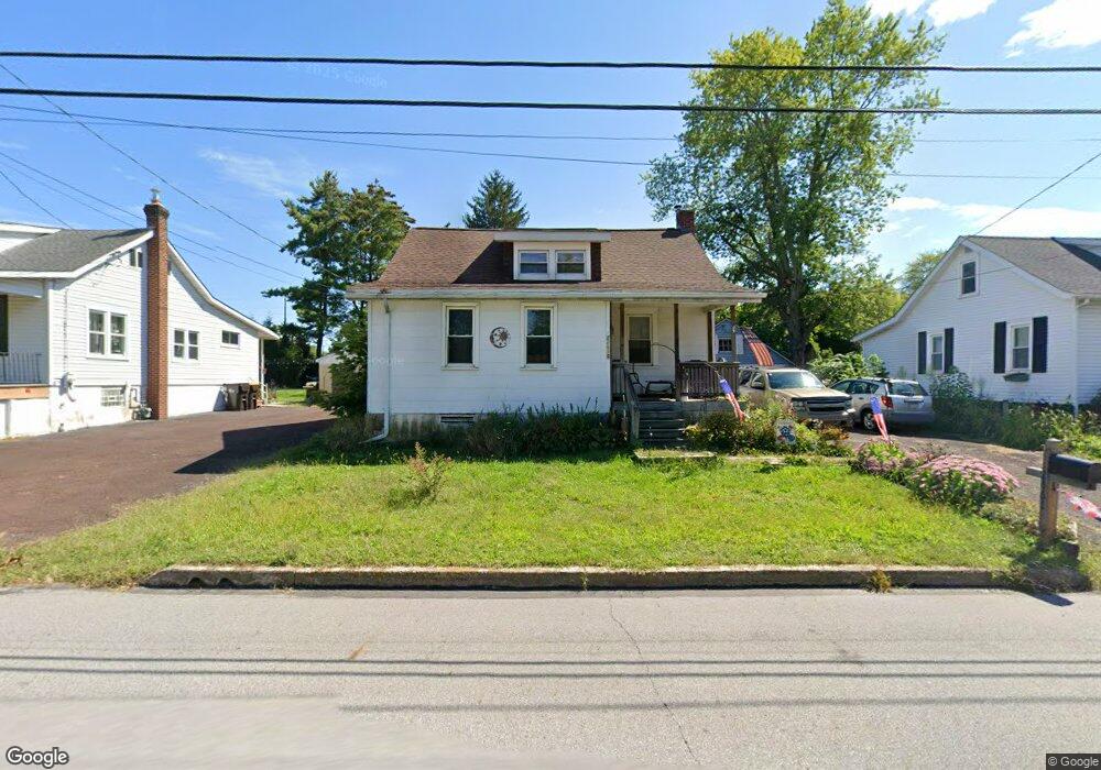 2661 W Walnut St, Colmar, PA 18915 - photo 1