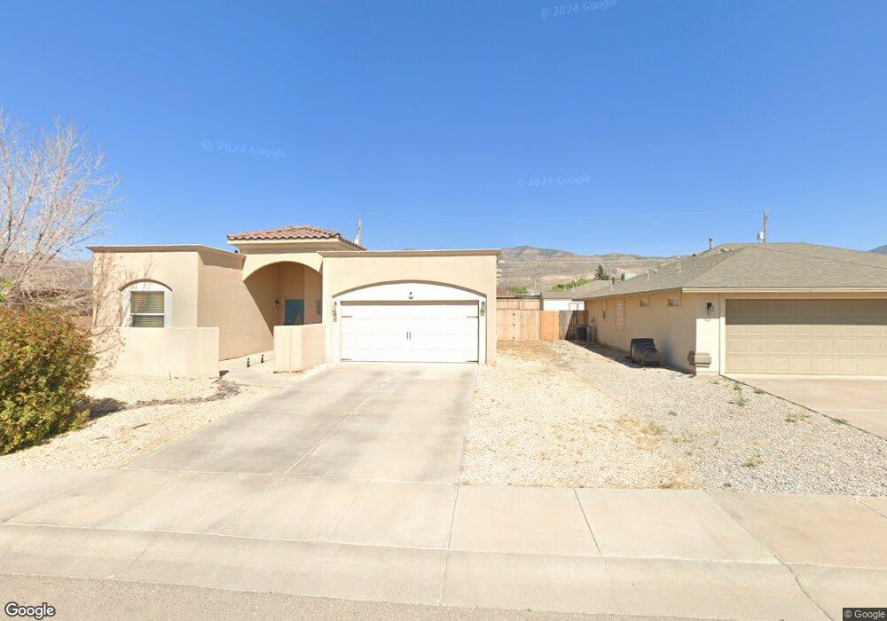 505 Coronado Dr unit 12, Alamogordo, NM 88310 - photo 1