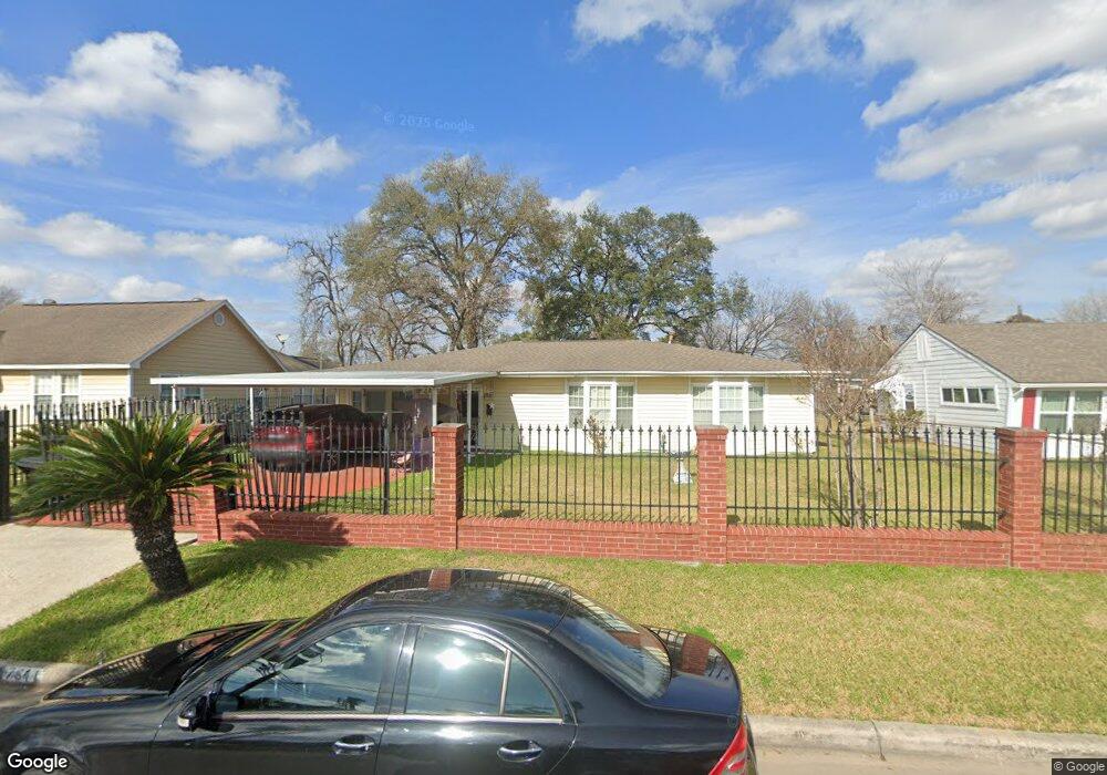 7511 Kingsley St, Houston, TX 77087 - photo 1