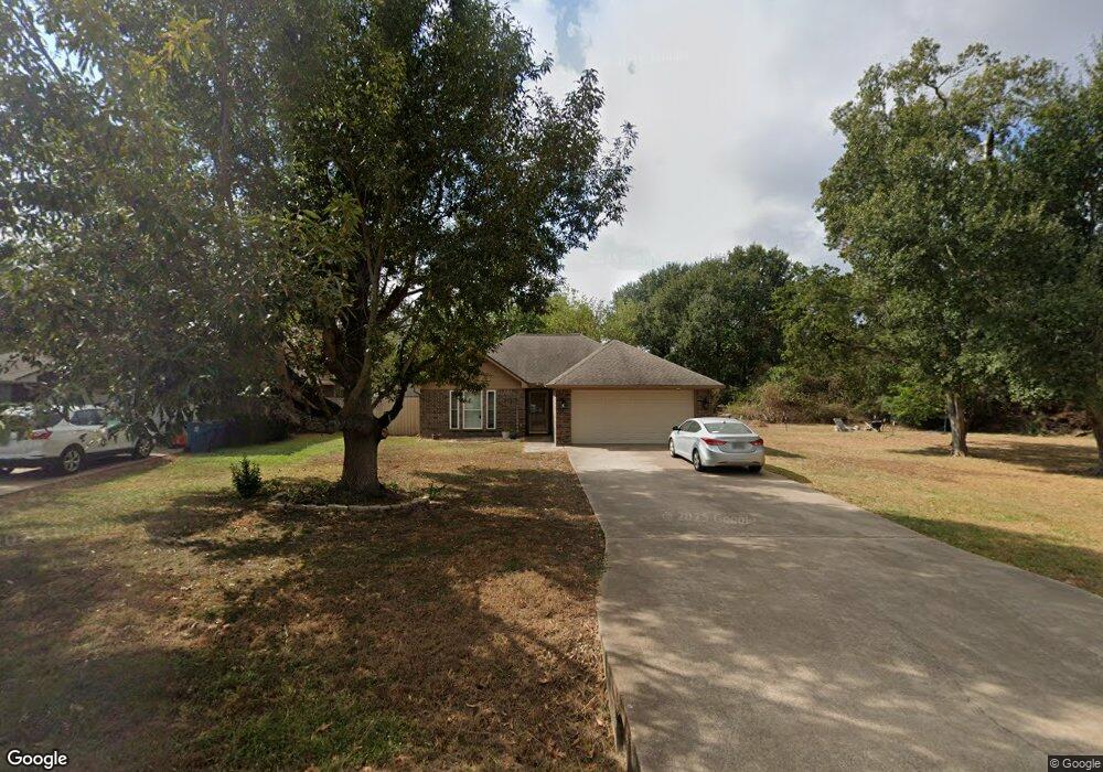 31811 Cypress Cir, Waller, TX 77484 - photo 1