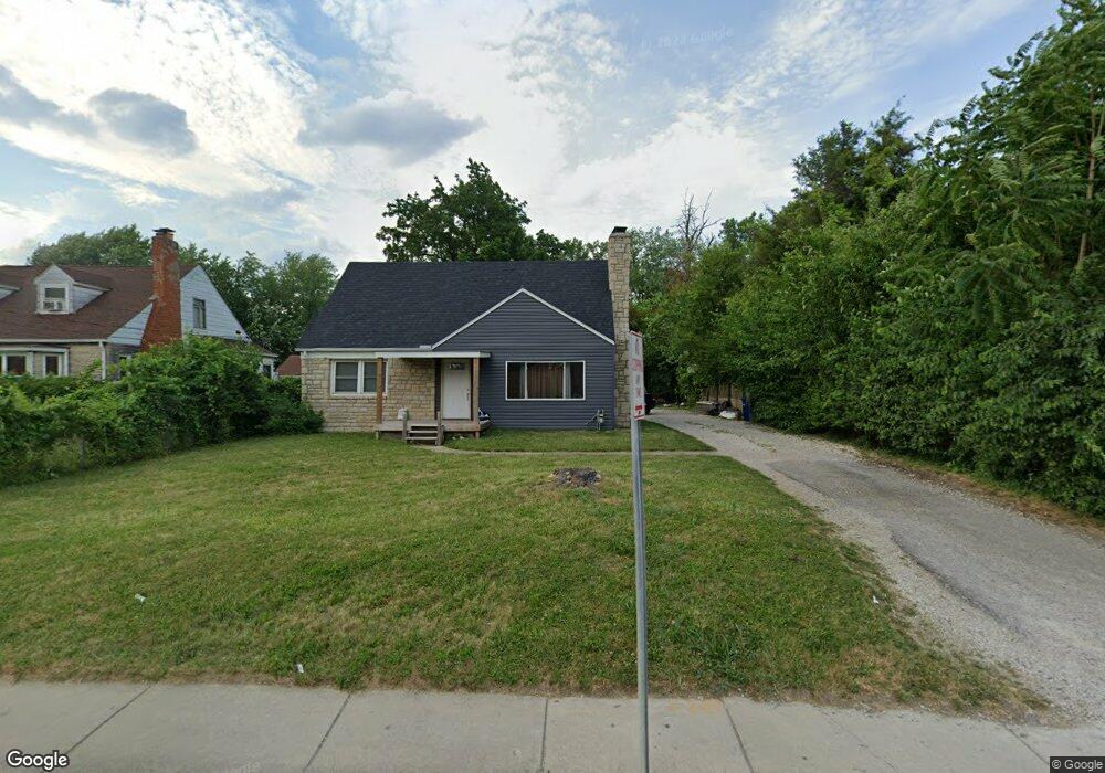1916 Oakland Park Ave, Columbus, OH 43224 - photo 1