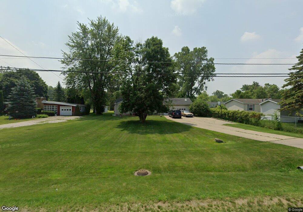 11110 Davison Rd, Davison, MI 48423 - photo 1