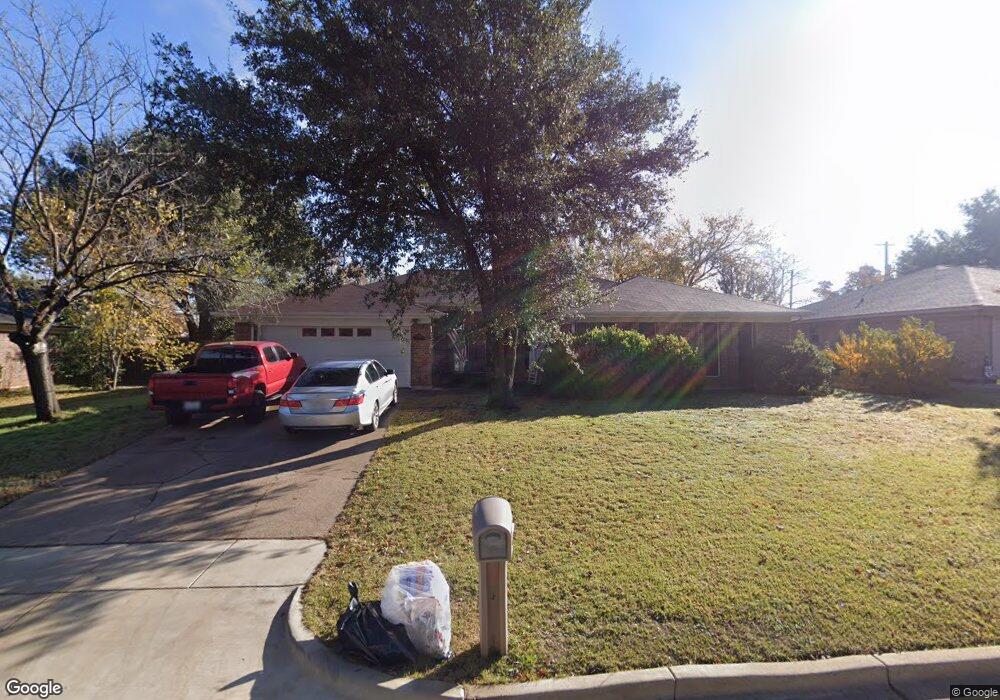 7504 Northfield Dr, North Richland Hills, TX 76182 - photo 1