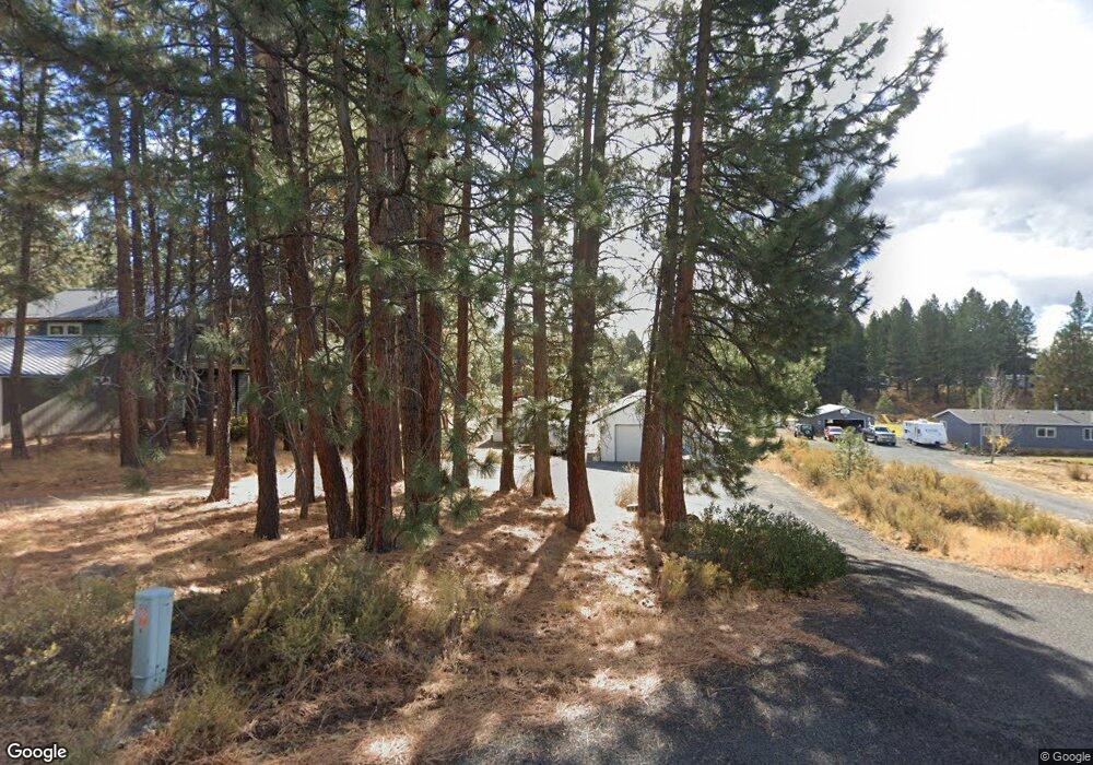 19359 Seminole Cir, Bend, OR 97702 - photo 1