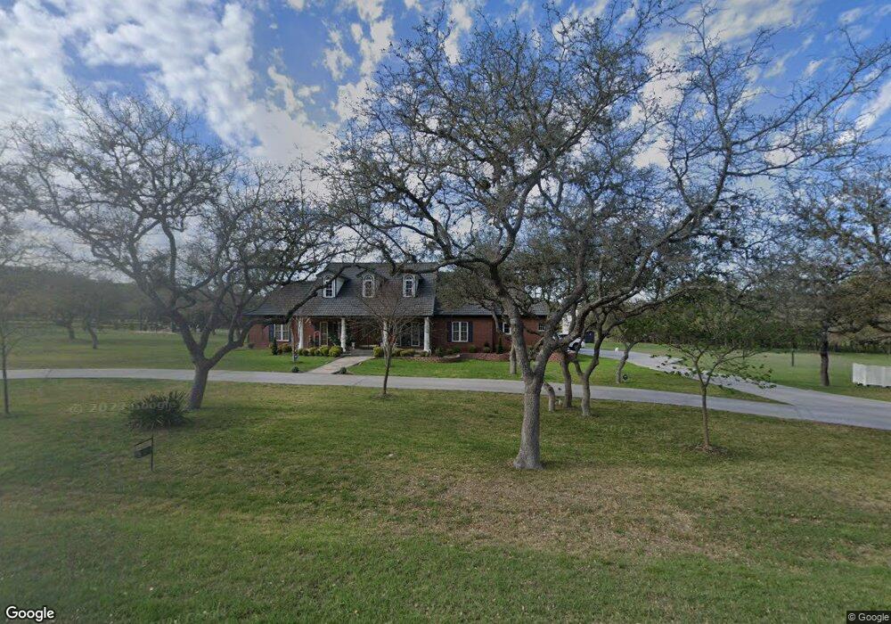 9518 Majestic Oak Cir, San Antonio, TX 78255 - photo 1