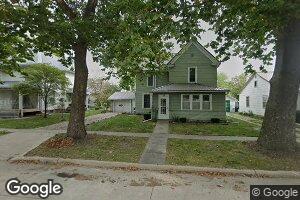114 W 2nd St, Wayland, IA 52654