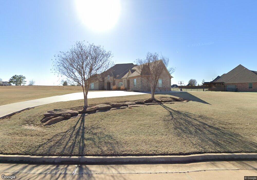 2513 Winged Foot Way, Shawnee, OK 74801 - photo 1