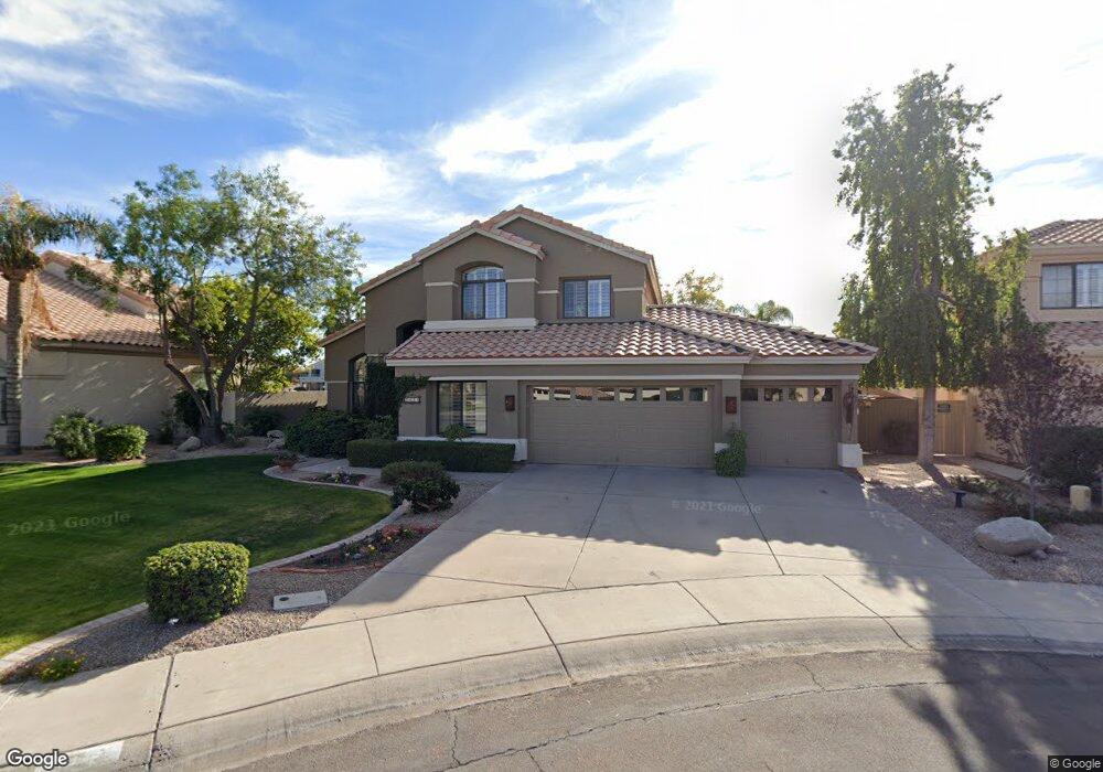 1819 E Catamaran Dr, Gilbert, AZ 85234 - photo 1