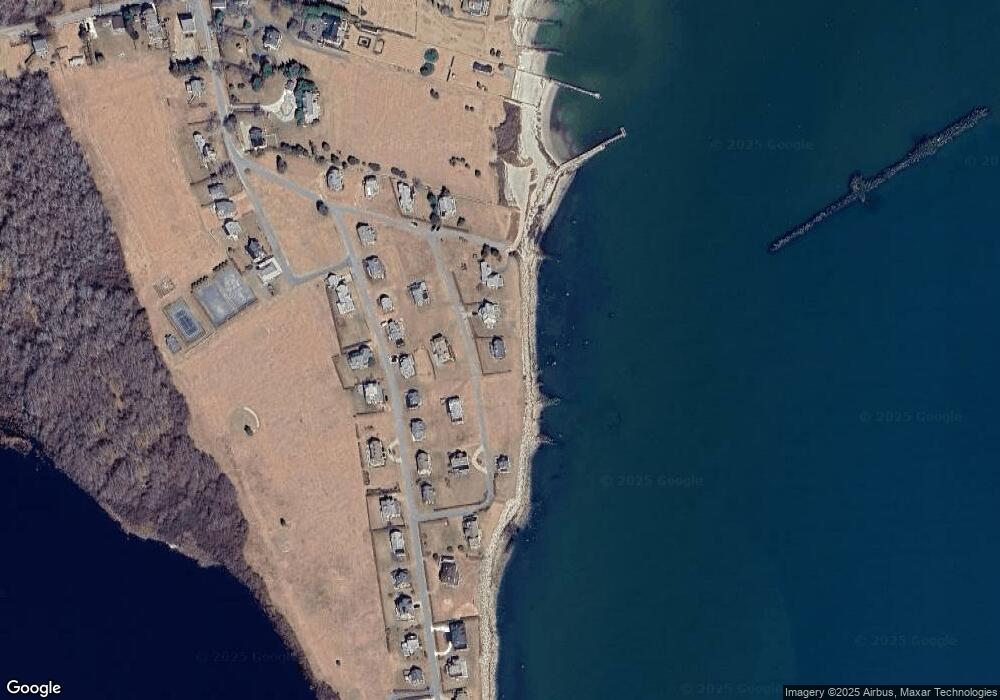 9 Gosnold Ave, Dartmouth, MA 02748 - photo 1