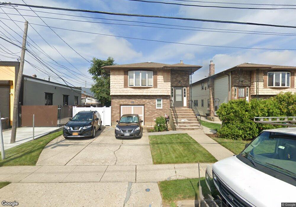 17 Barrymore Blvd, Franklin Square, NY 11010 - photo 1