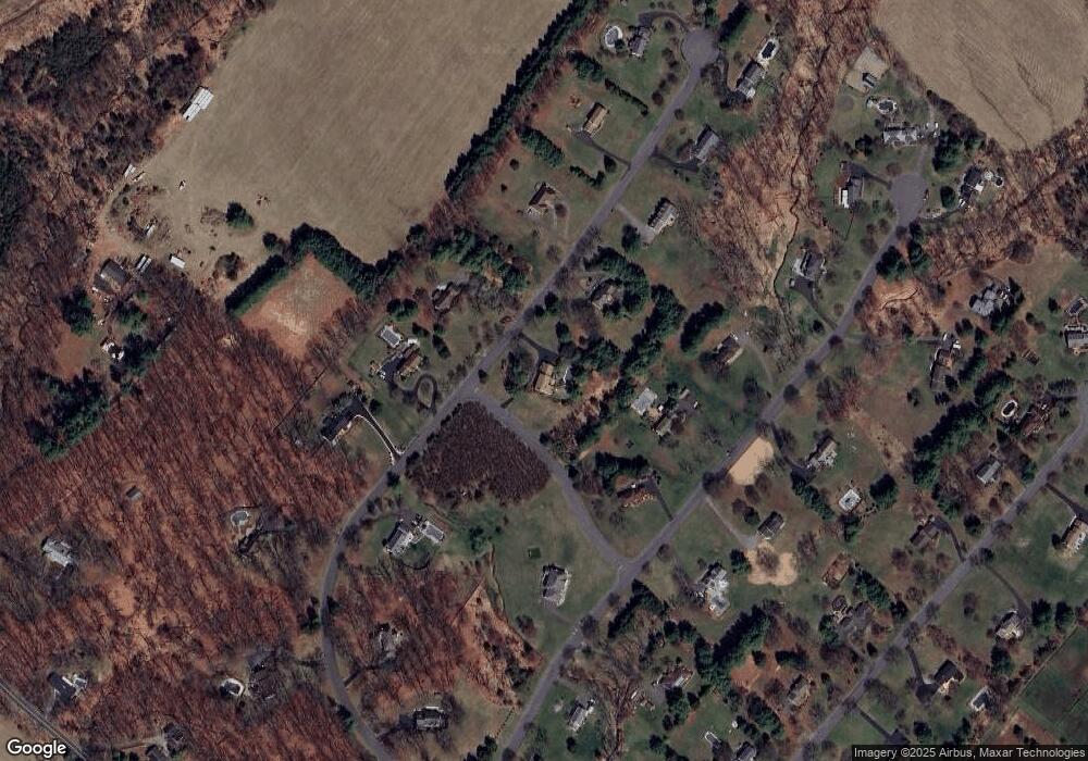 10 Flintlock Rd, Flemington, NJ 08822 - photo 1