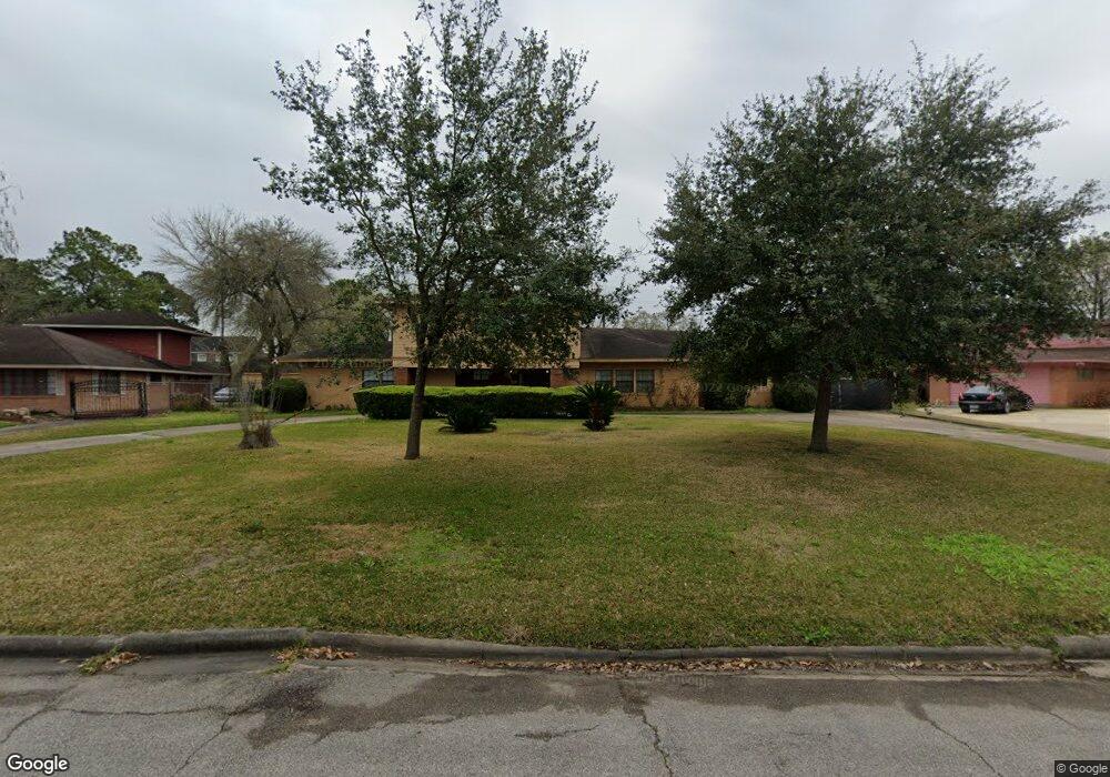 4006 Roseneath Dr, Houston, TX 77021 - photo 1