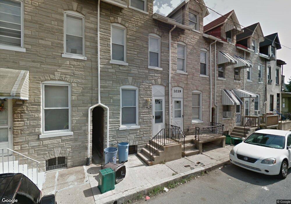 1039 Locust St, Reading, PA 19604 - photo 1