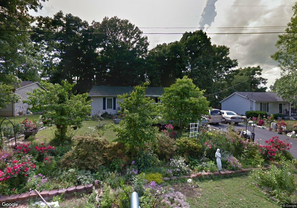 303 Wall St, Shelbyville, TN 37160 - photo 1