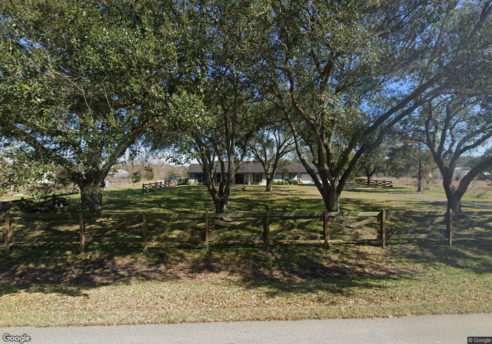 114 Thompson Rd, Alvin, TX 77511 - photo 1