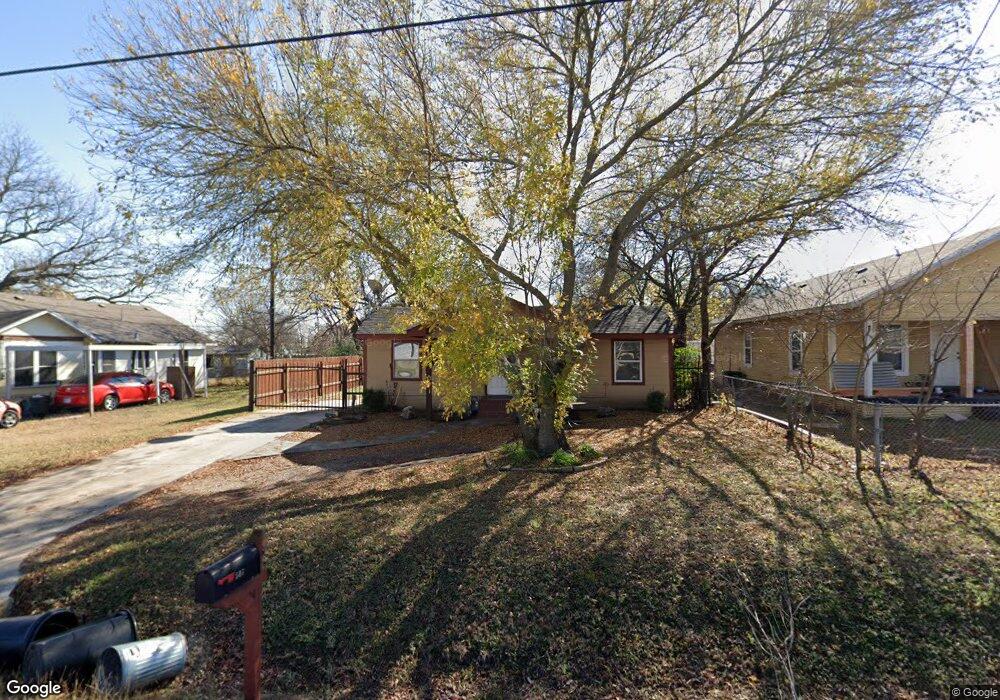 507 Loggins St, Ennis, TX 75119 - photo 1