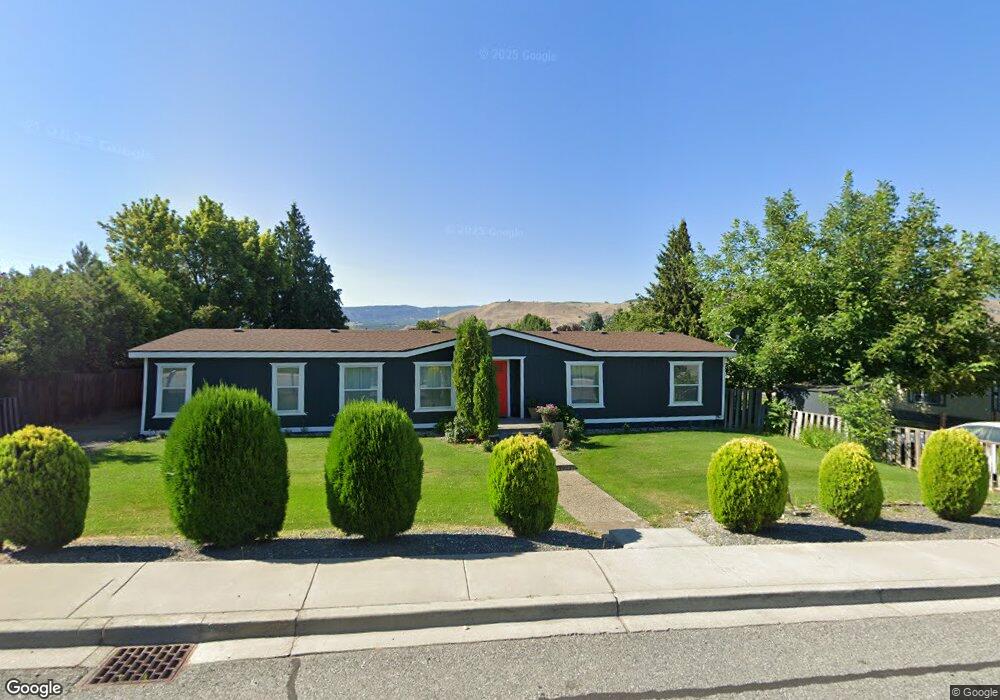 1620 3rd St SE, East Wenatchee, WA 98802 - photo 1