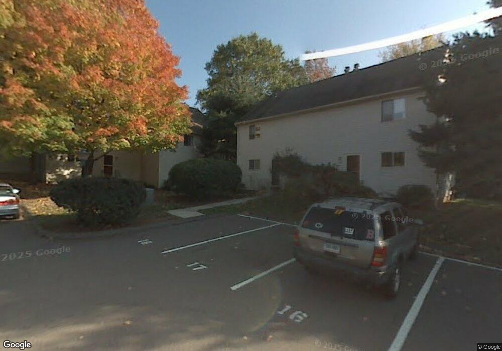 32 Larkspur Dr, Cromwell, CT 06416 - photo 1