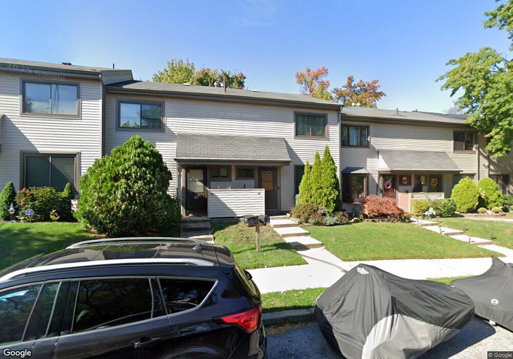 14 Hampton Place unit 101, Staten Island, NY 10309 - photo 1