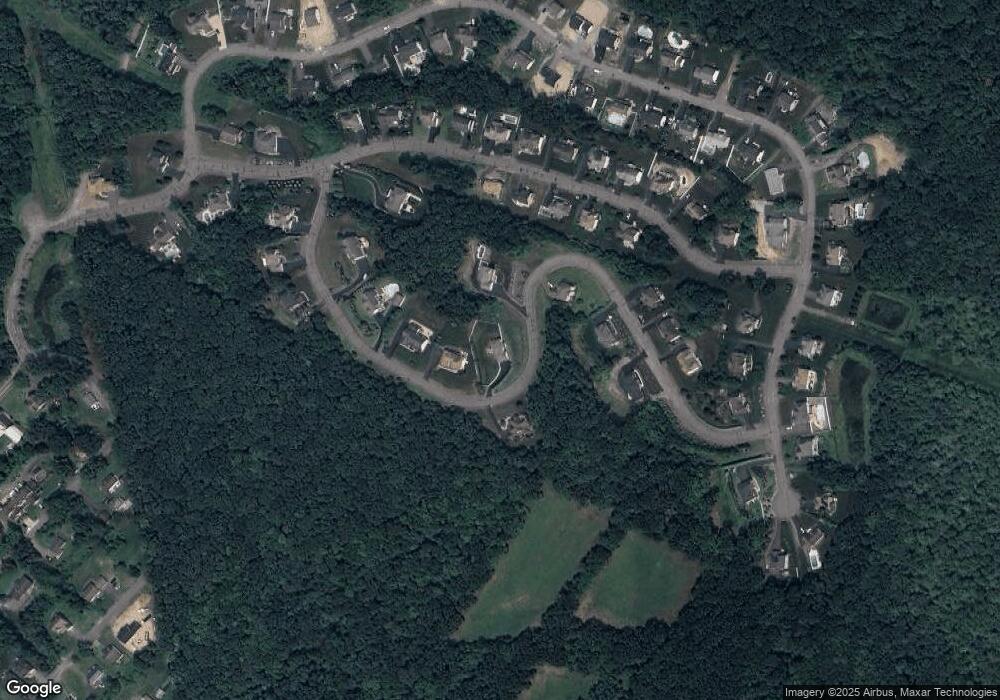 330 Canter Dr, Dallas, PA 18612 - photo 1