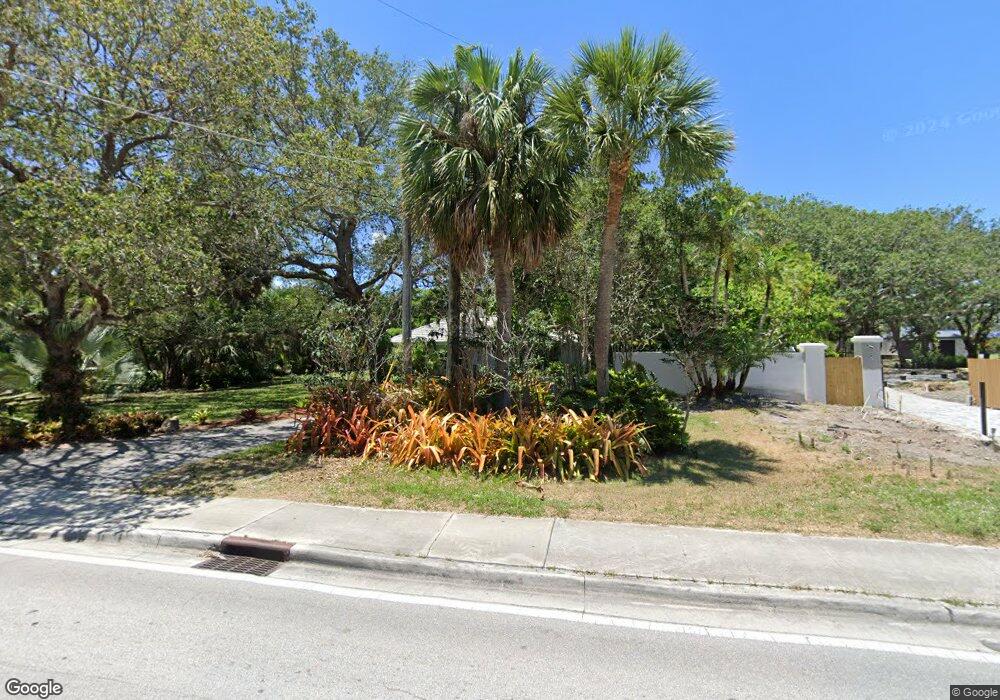 113 N Sewalls Point Rd, Stuart, FL 34996 - photo 1