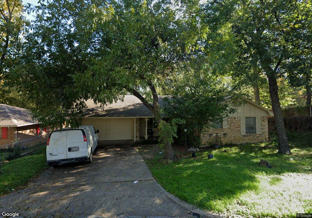 526 Saint Johns Way, Grand Prairie, TX 75050 - photo 1