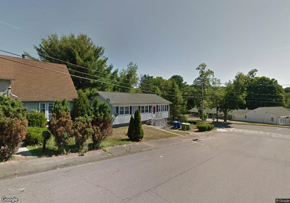 2 Cathy Ln, Waterbury, CT 06704 - photo 1