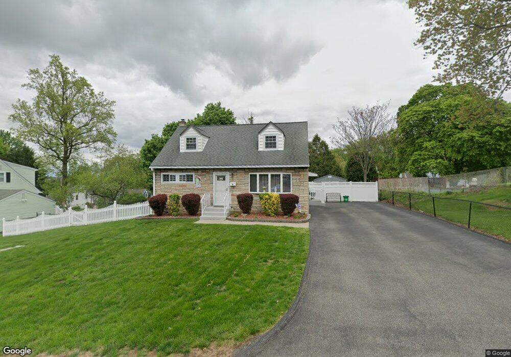 11 Havervale Ln, Garnerville, NY 10923 - photo 1