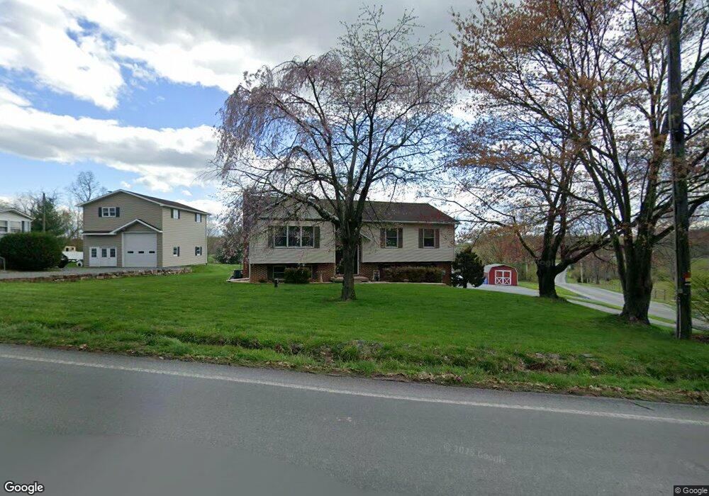 1121 Red Run Rd, Stevens, PA 17578 - photo 1