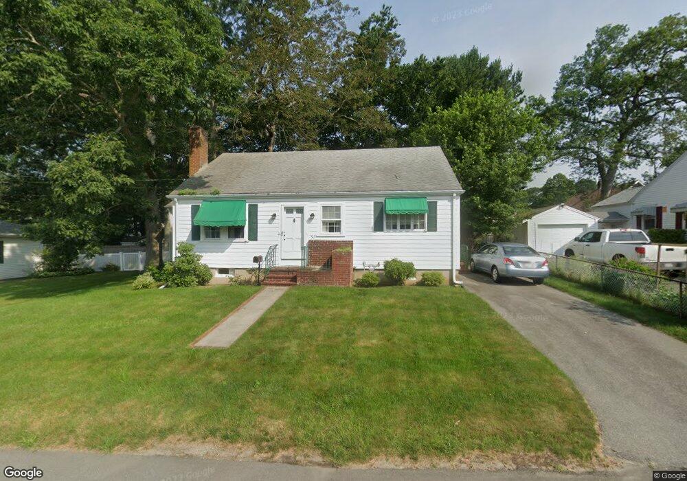 51 Richfield St, North Dartmouth, MA 02747 - photo 1