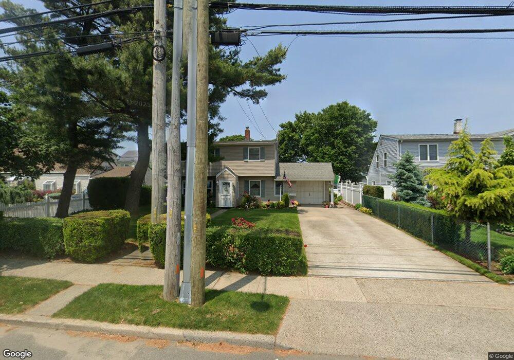 15 Westbury Ave, Carle Place, NY 11514 - photo 1