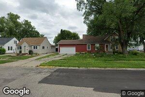 931 3rd St SW, Waseca, MN 56093