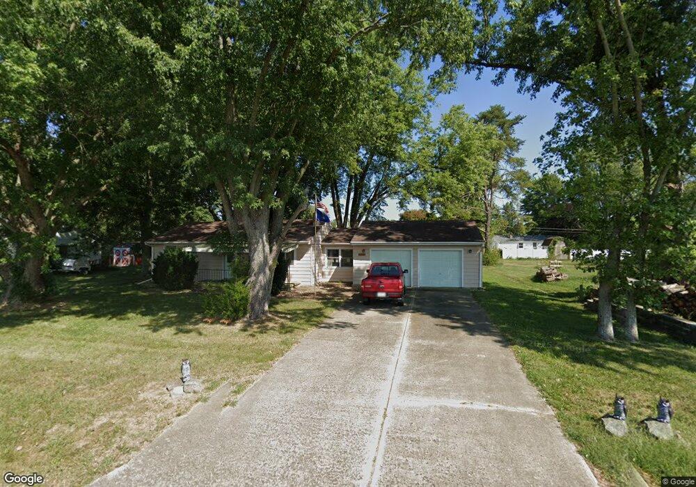 406 Deaver Rd, Columbus, IN 47201 - photo 1