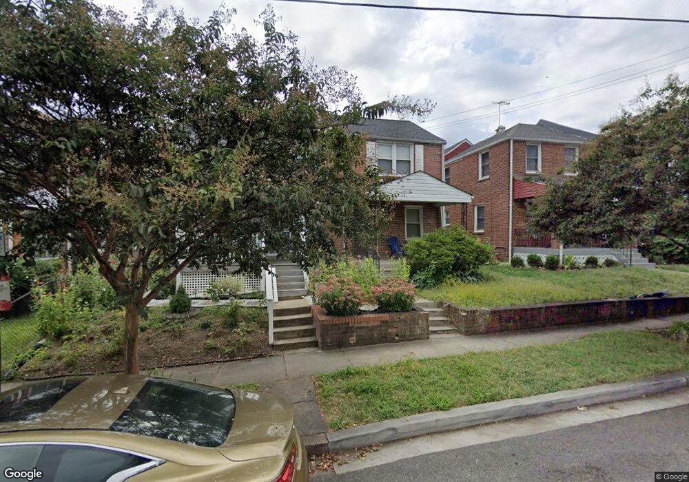 633 Emerson St NE, Washington, DC 20017 - photo 1