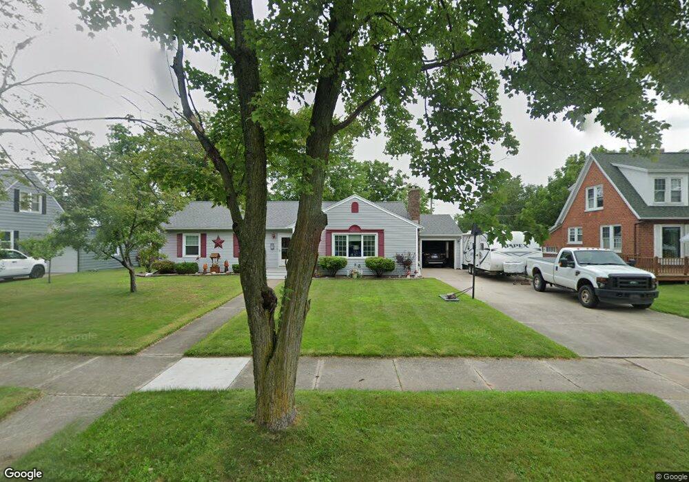 1806 16th Ave, Menominee, MI 49858 - photo 1
