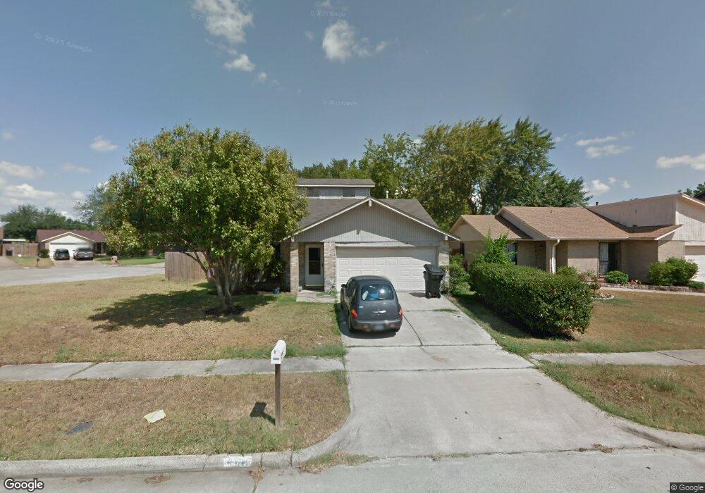 10911 Gulf Bridge Cir, Houston, TX 77075 - photo 1