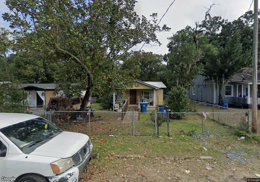 2524 Union St, Brunswick, GA 31520 - photo 1