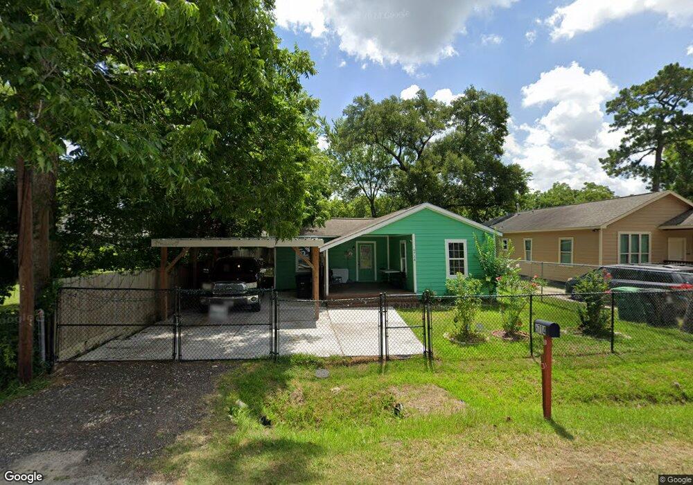 6714 Bethune Dr, Houston, TX 77091 - photo 1