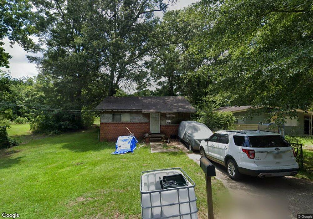 1973 Gladiolus Dr, Laurel, MS 39440 - photo 1