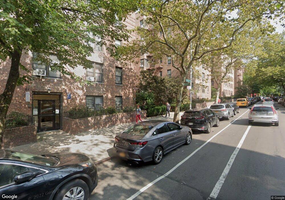 84-25 Elmhurst Ave unit 3T, Elmhurst, NY 11373 - photo 1