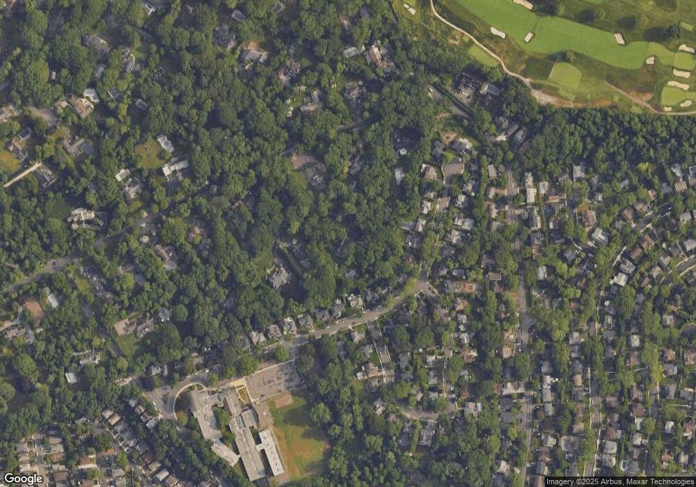 1 Laurel Ln, Port Washington, NY 11050 - photo 1